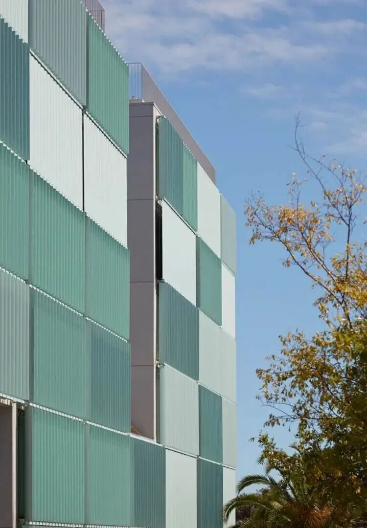 教你用栅格打造充满的设计立面（一）