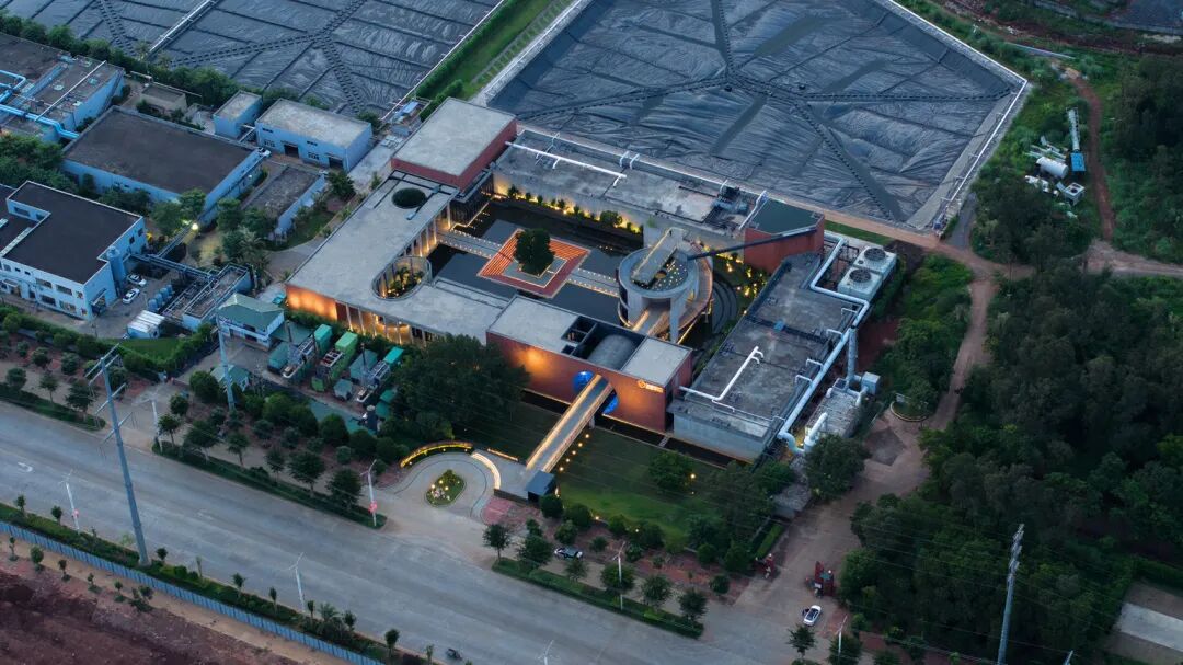 基础设施美学:功能即形式