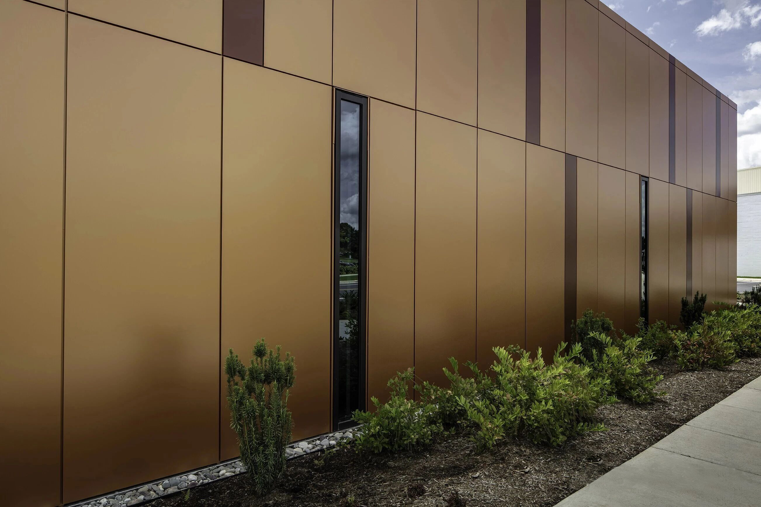 解决铝板平整度的关键方法（四）